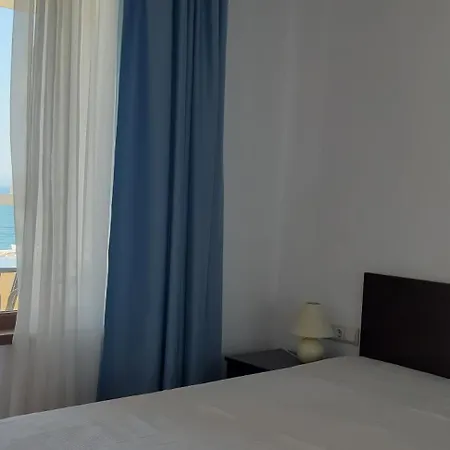 Apartamento фронтална гледка-двустаен на южен плаж *